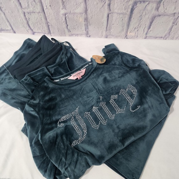 Juicy Couture Other - NWT Juicy Couture Sleepwear Set Womens Large Green Velour Rhinestone